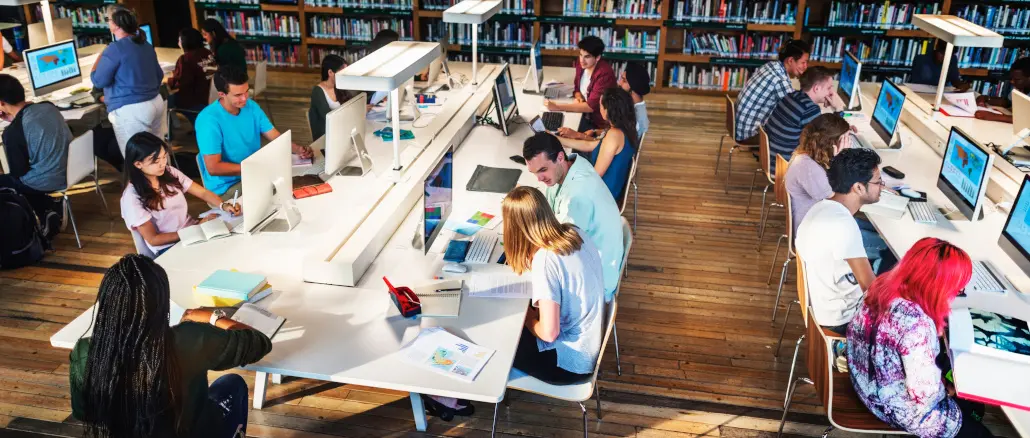 Leuchtmittel; Lichtkonzepte; Bibliothek; Schreibtisch; PC