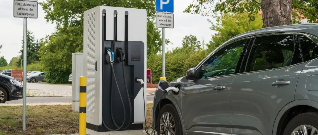 Ladesäule; Auto; E-Mobilität; Ladeinfrastruktur; Elektromobilität