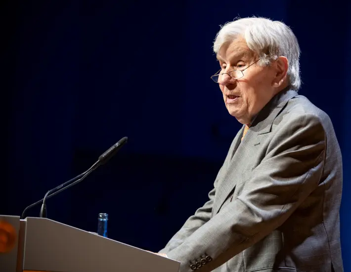 Dr. hc. Eggert Voscherau