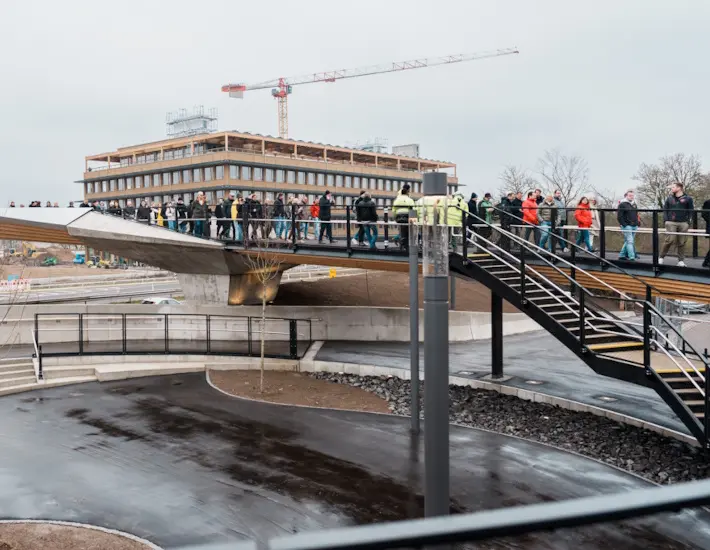 Nachhaltige Holzbrücke