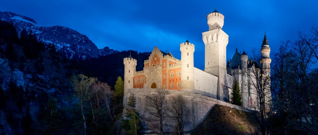 Neuschwanstein; Schloss; Beleuchtung