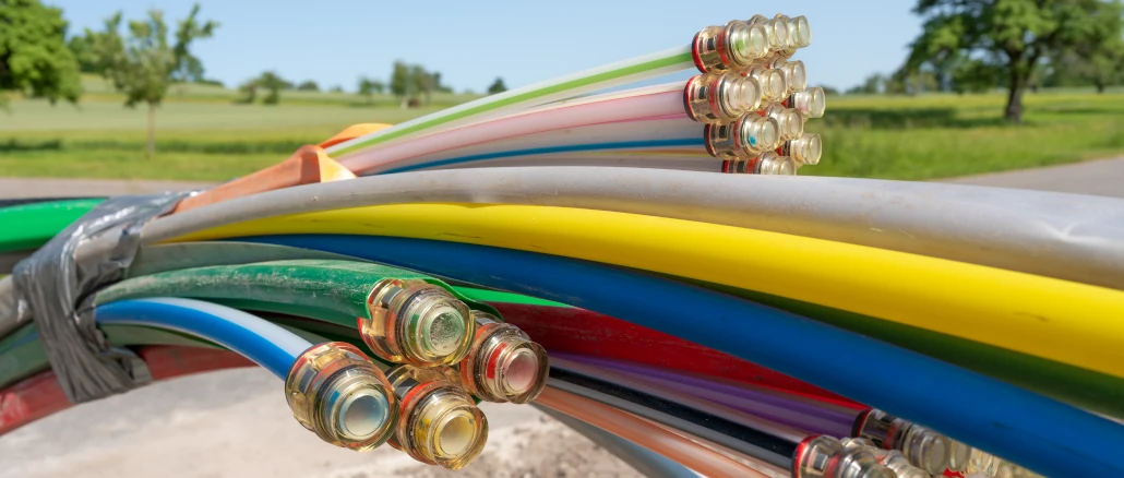 Glasfaser; Kabel; Breitband