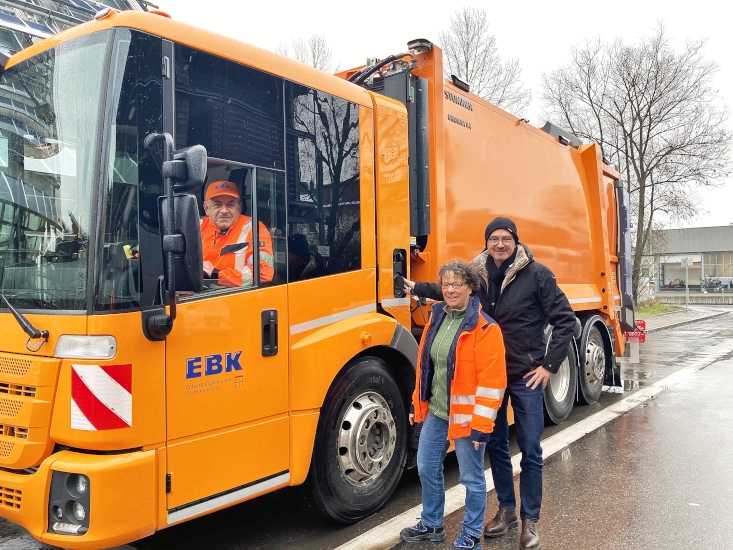 E-Müllfahrzeug
