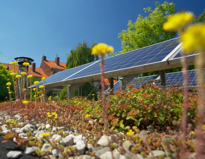 Solaranlagen auf öffentlichen Dächern