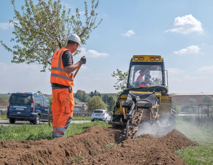 flächendeckende Ausbau digitaler Infrastruktur